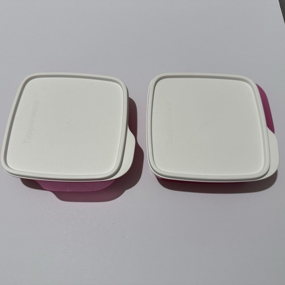 Tupperware Lunch It Containers Fuchsia Pink Set of 2 - Picture 2 of 7